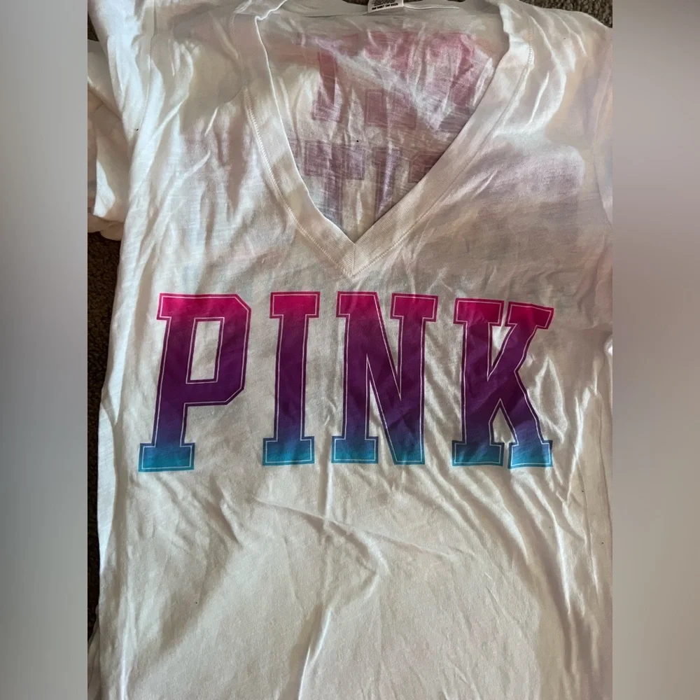 NWOT limited edition Victoria’s Secret PINK tees - Picture 2 of 5
